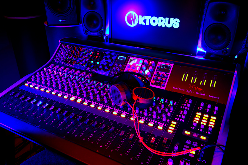 SSL XL-Desk > Oktorus